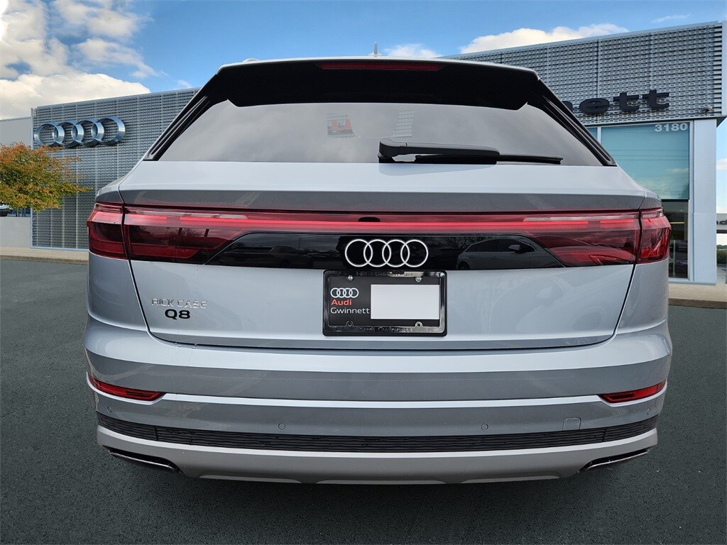 2025 Audi Q8 55 Premium photo 4