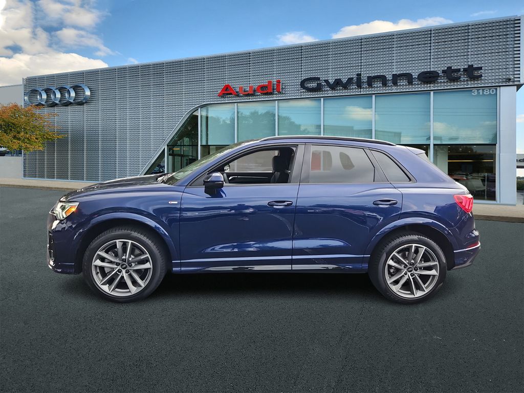 2025 Audi Q3 Premium S line photo 2