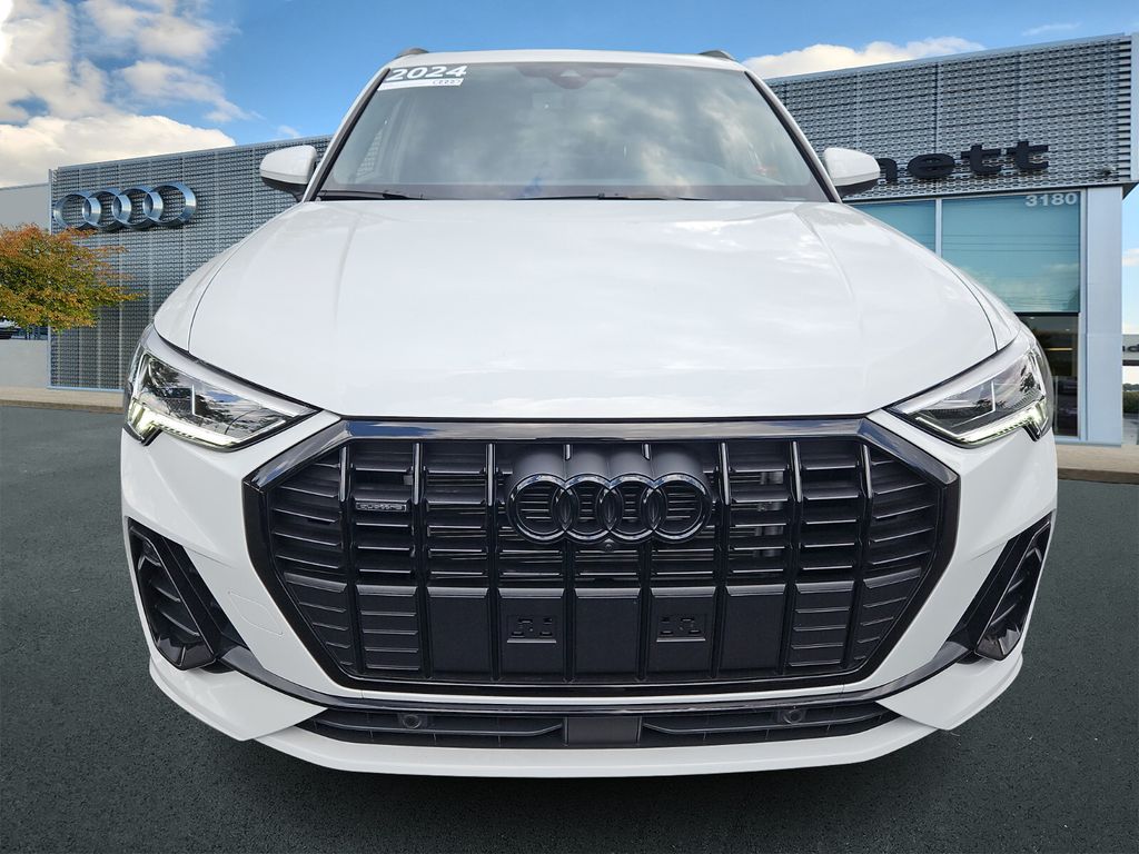 2024 Audi Q3 Premium Plus photo 4