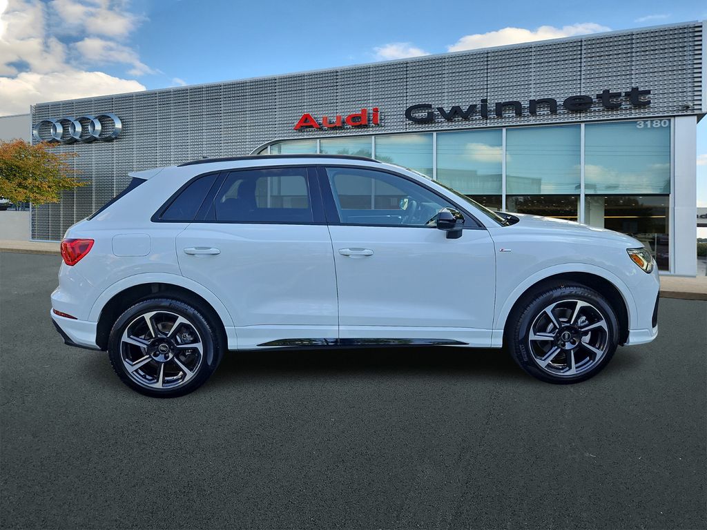 2025 Audi Q3 Premium Plus photo 3