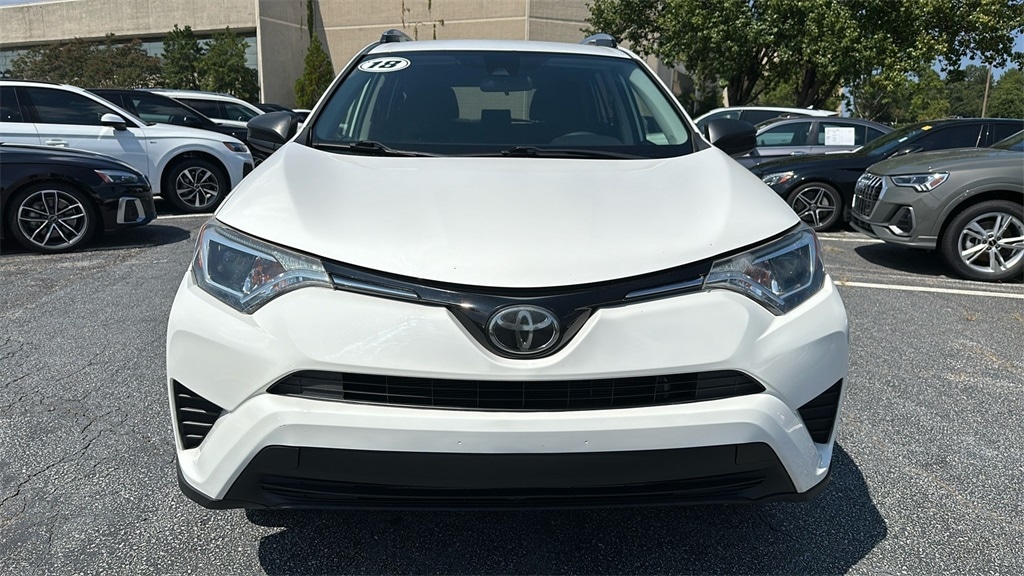 Used 2018 Toyota RAV4 LE with VIN JTMZFREV5JJ187570 for sale in Duluth, GA