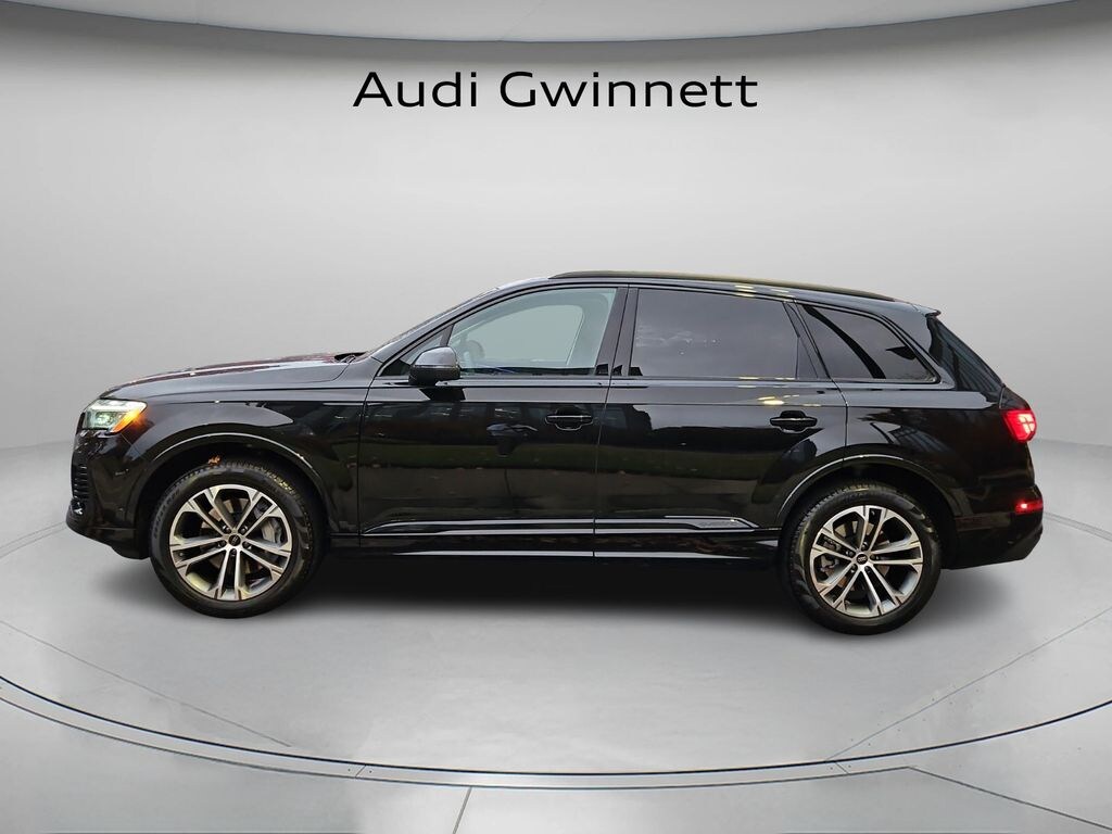 Certified 2025 Audi Q7 45 Premium SUV
