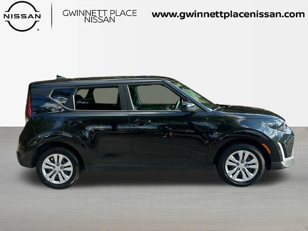2023 Kia Soul LX photo 4