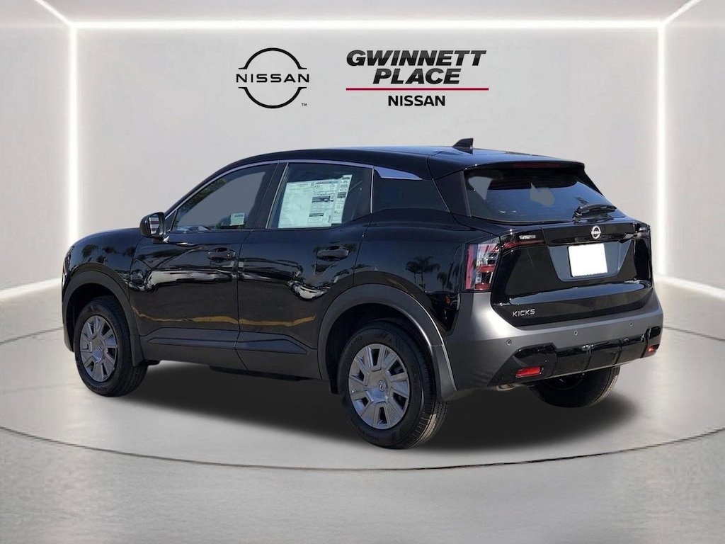 New 2025 Nissan Kicks S SUV