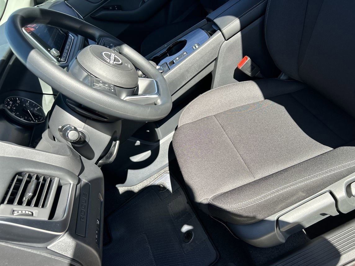 2025 Nissan Rogue S - Photo 22