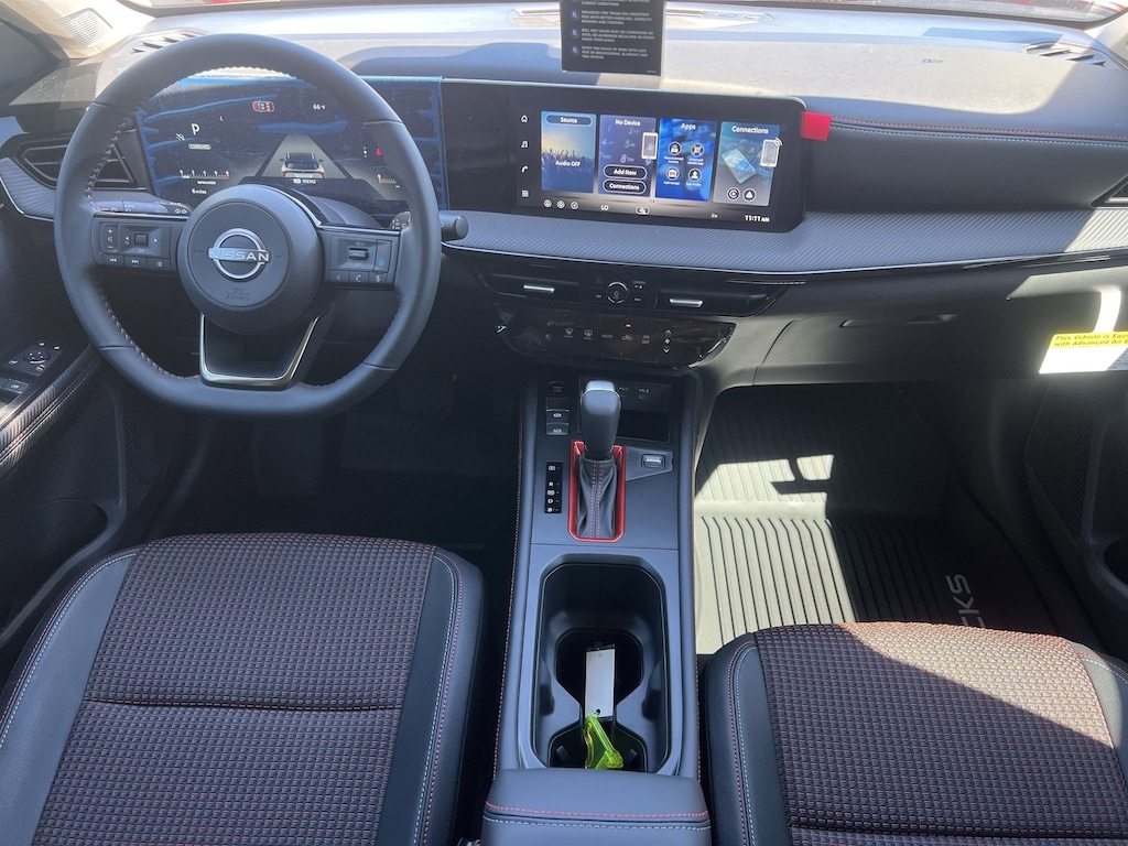 New 2026 Nissan Kicks SR SUV