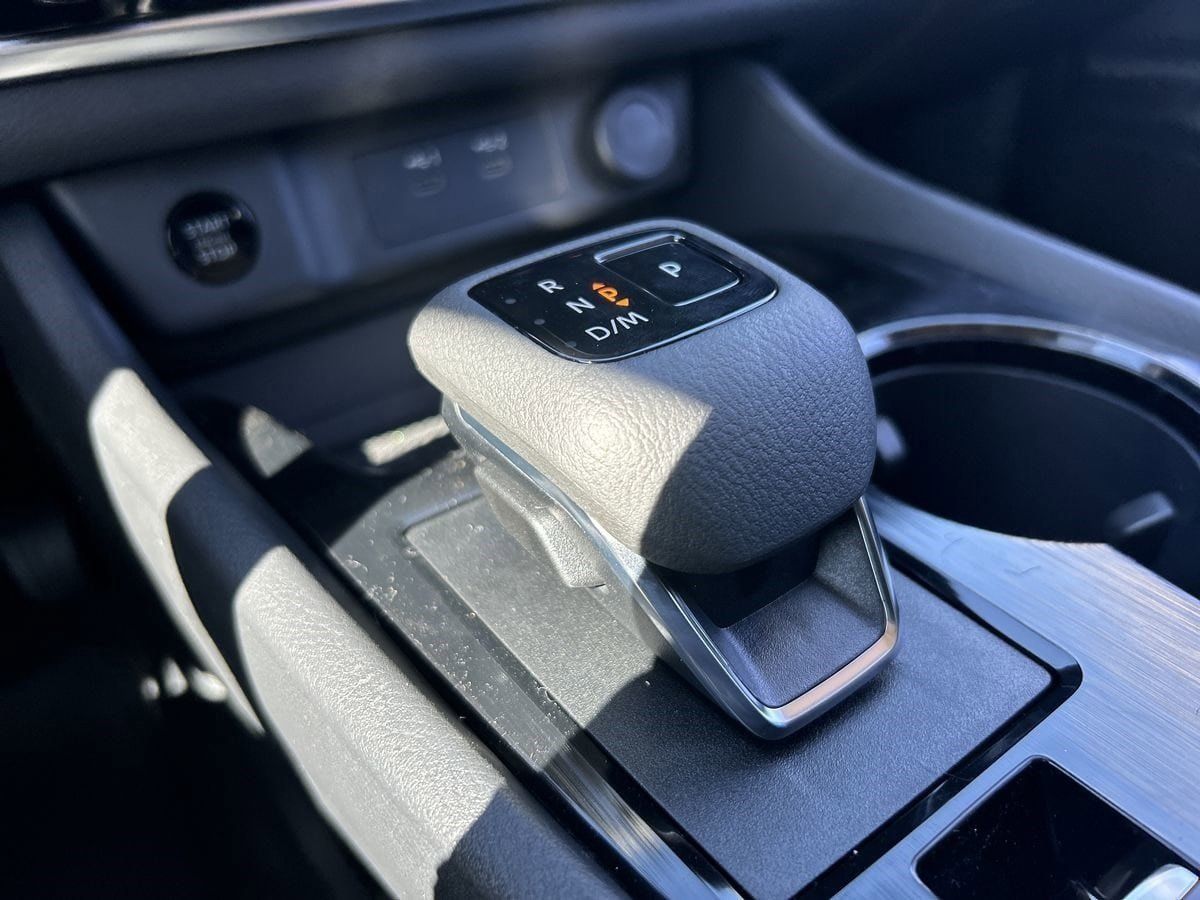 2025 Nissan Rogue S - Photo 26