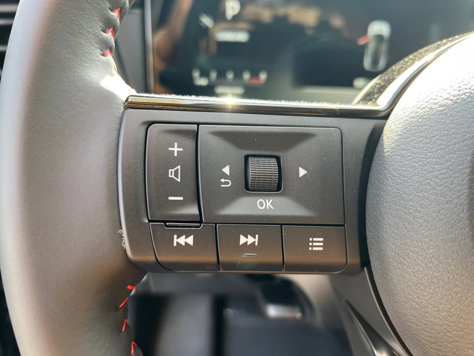 2026 Nissan KICKS SR - Photo 28