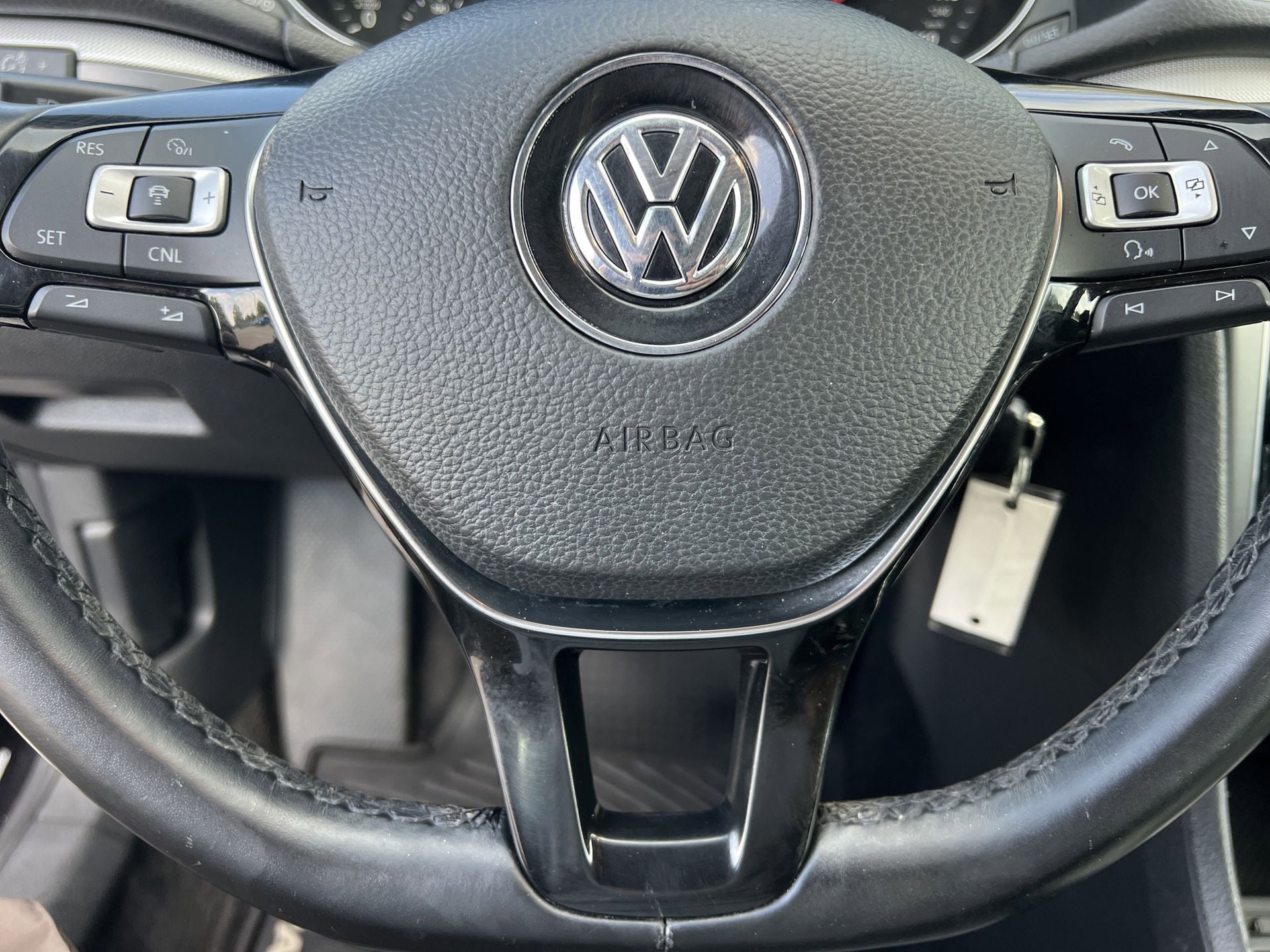 2018 Volkswagen Passat R-Line - Photo 8