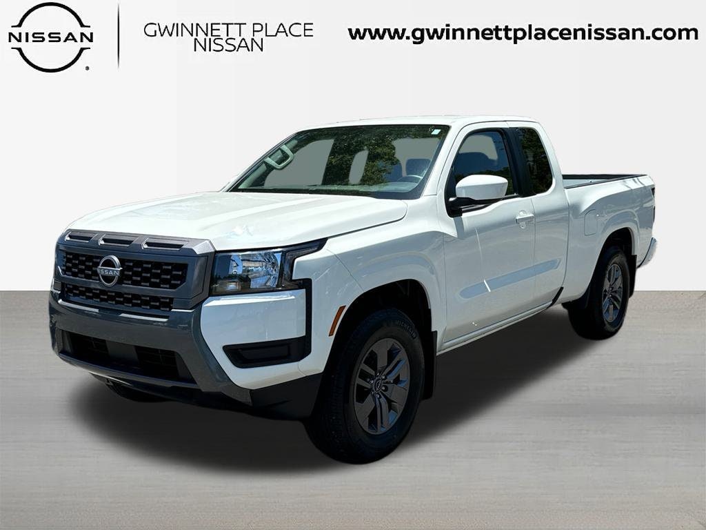 2025 Nissan Frontier SV's photo