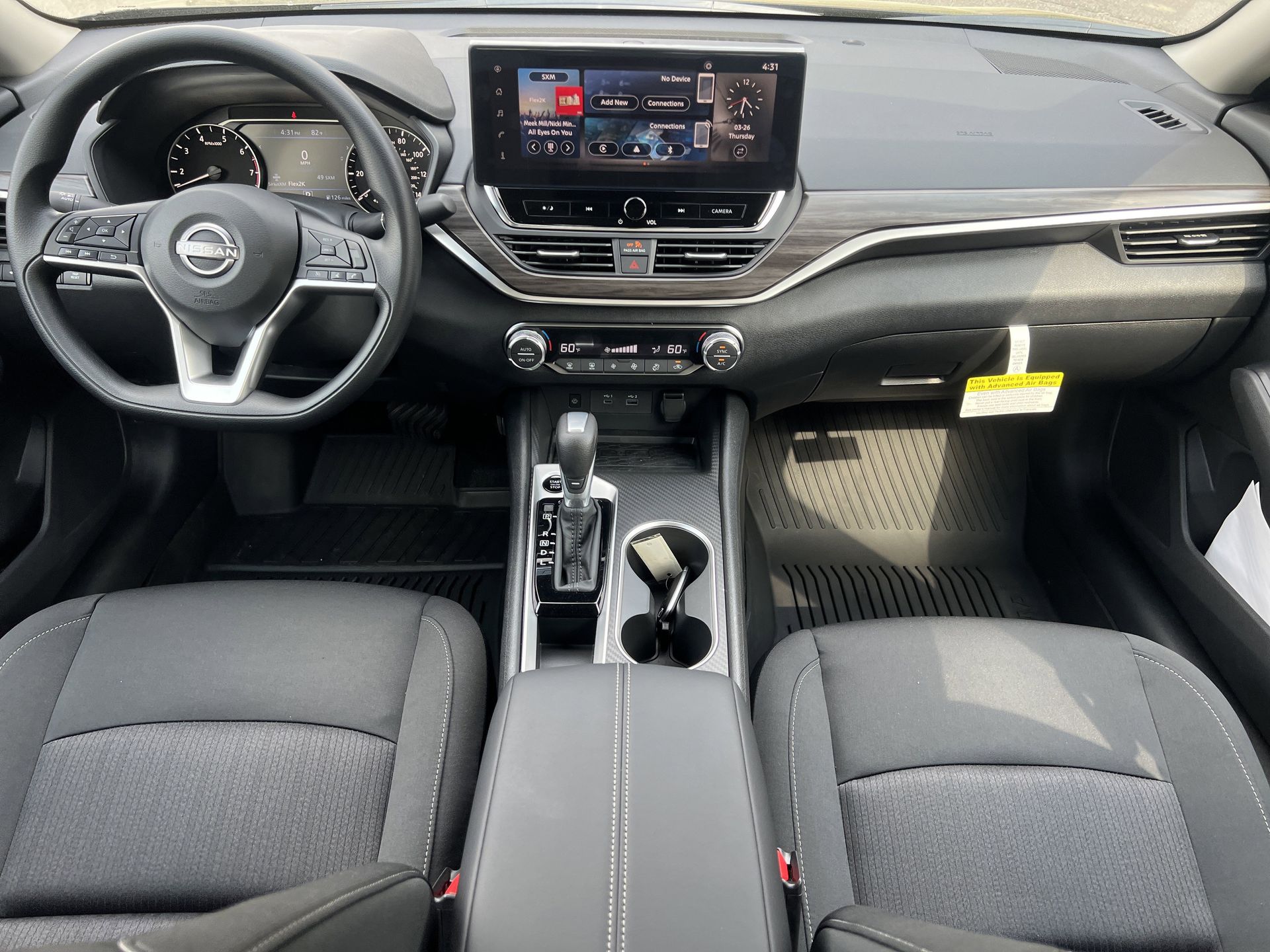 View vehicle photo 2