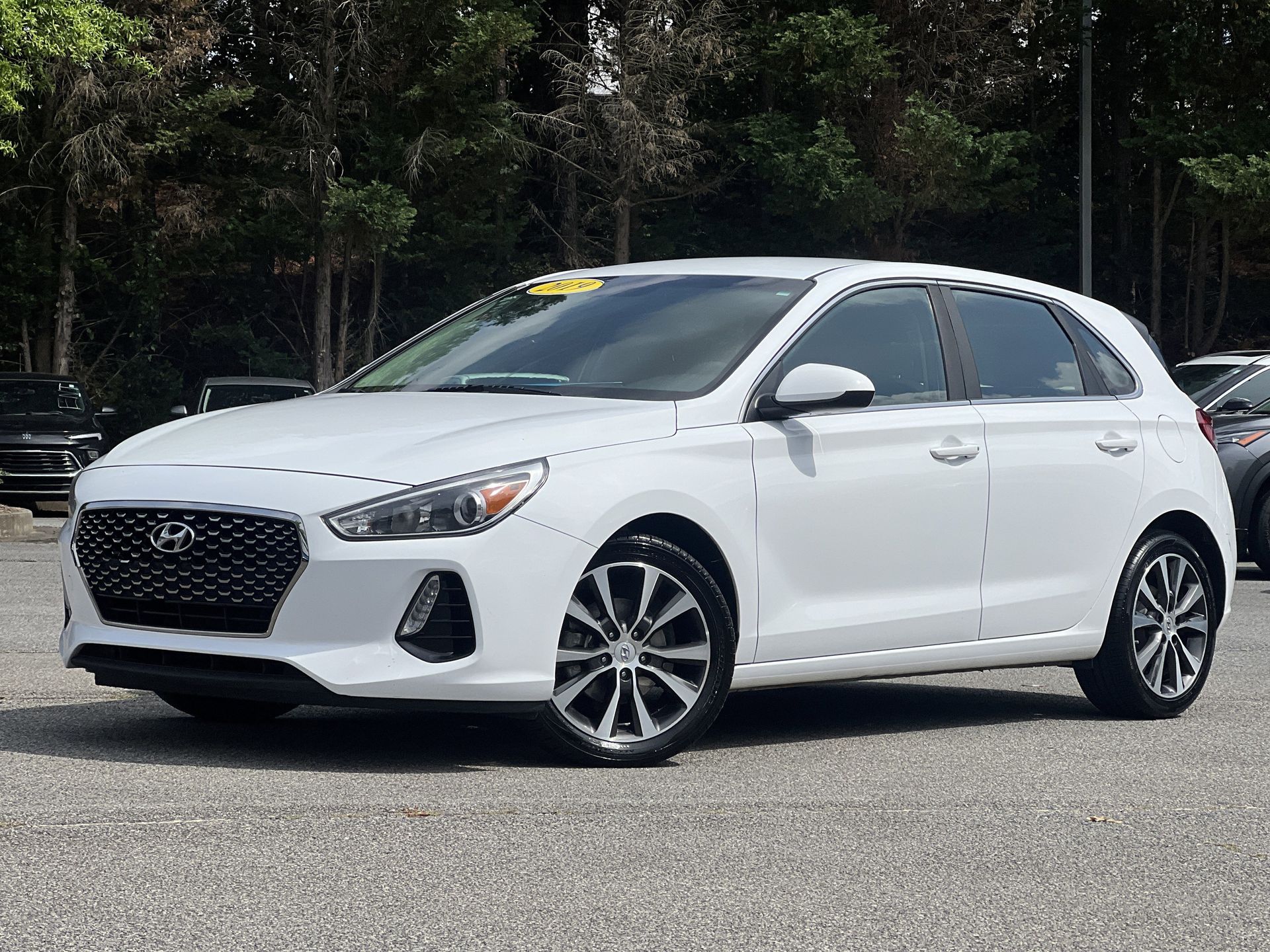2019 Hyundai Elantra GT GT Auto's photo