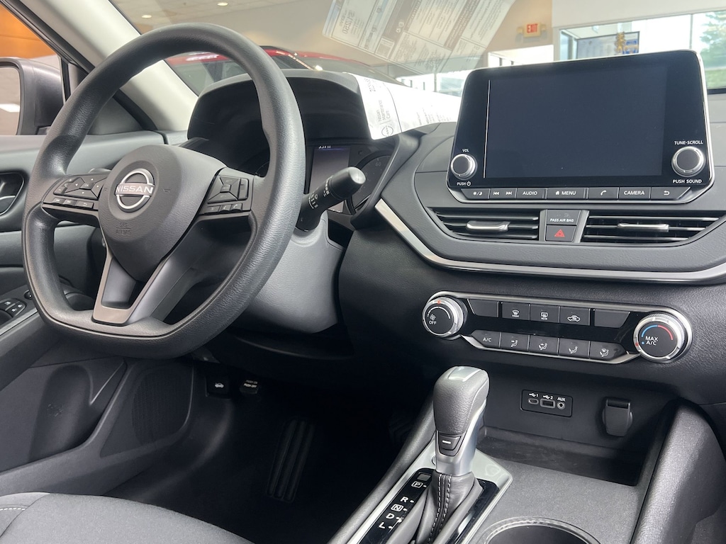 New 2025 Nissan Altima S Sedan