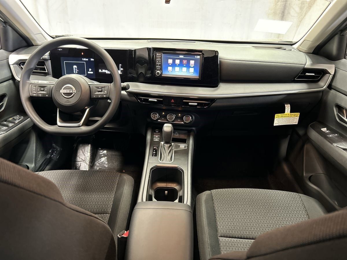 2025 Nissan Kicks S - Photo 15