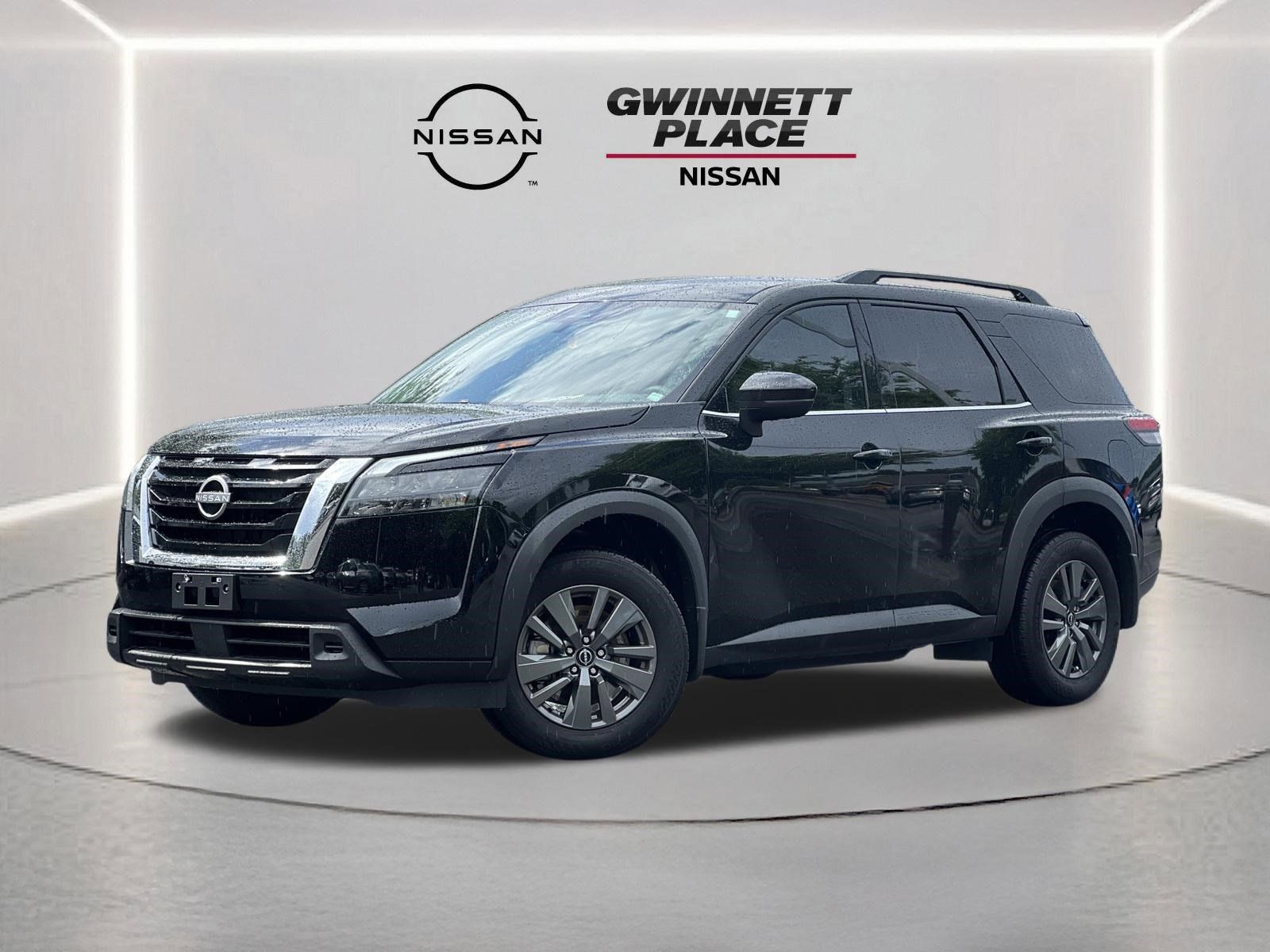 2025 Nissan Pathfinder SV 2WD's photo