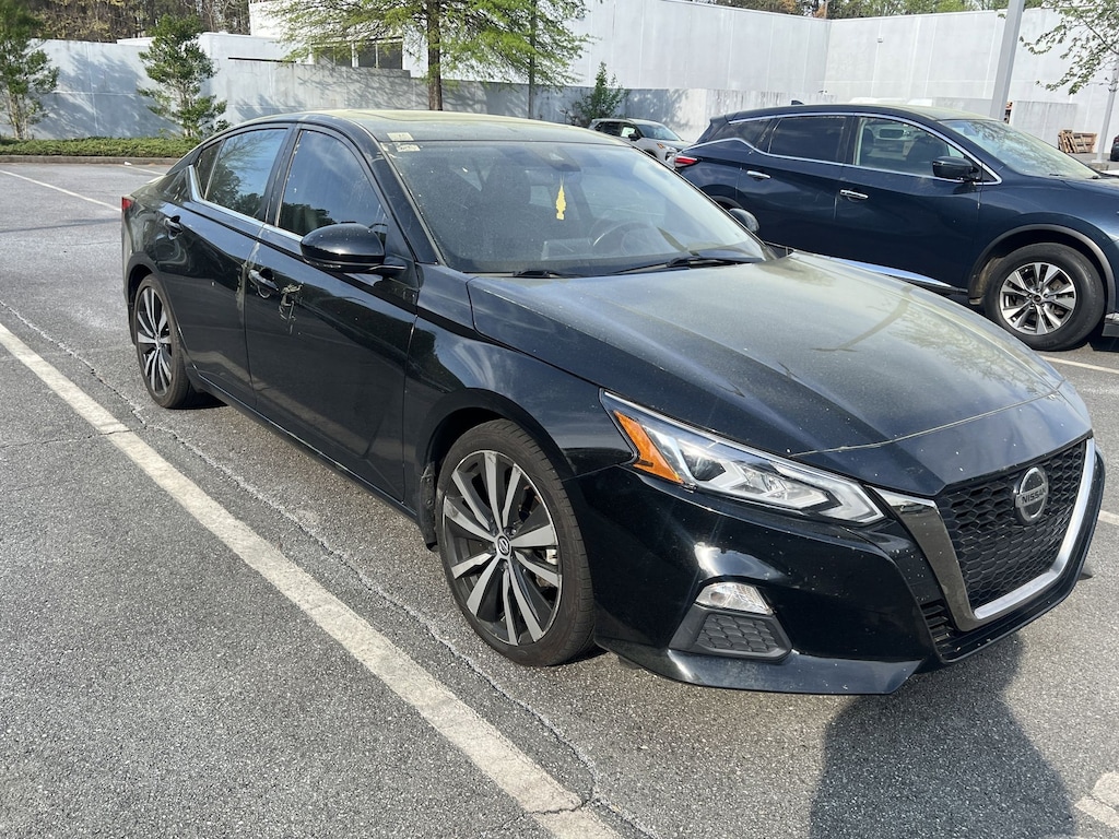 Used 2022 Nissan Altima 2.0 SR Sedan