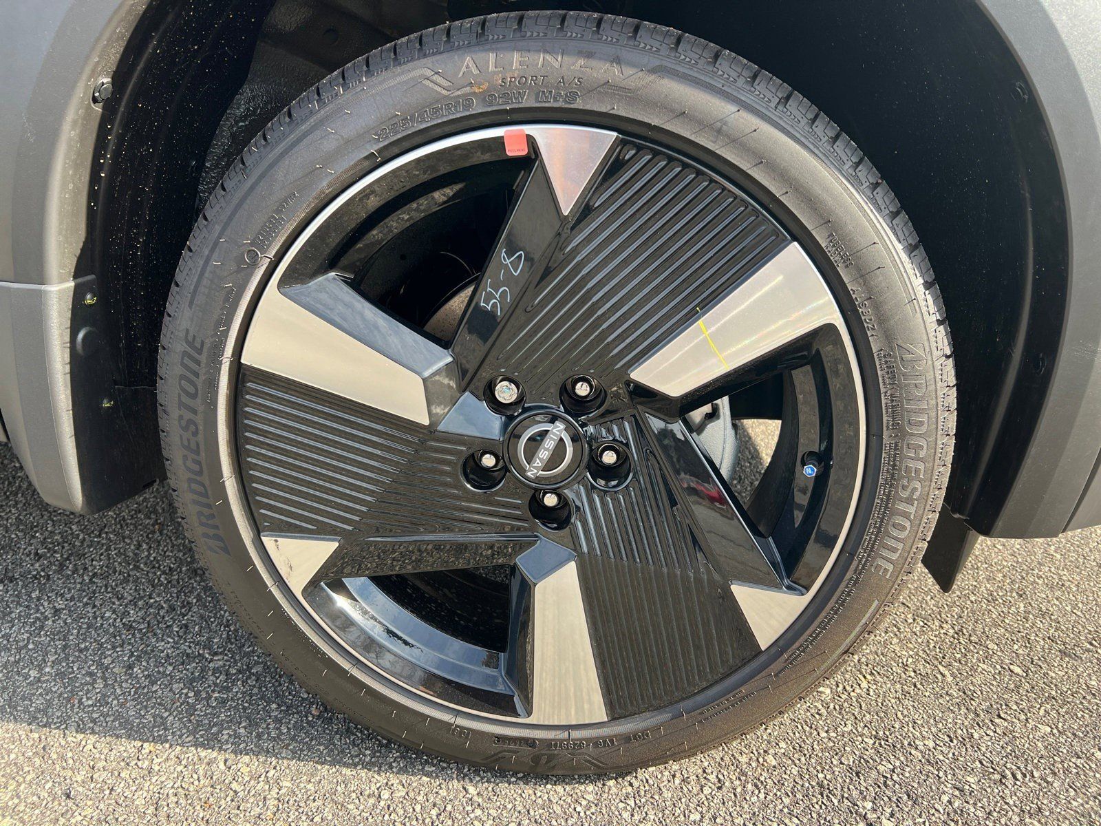 2026 Nissan KICKS SR - Photo 12