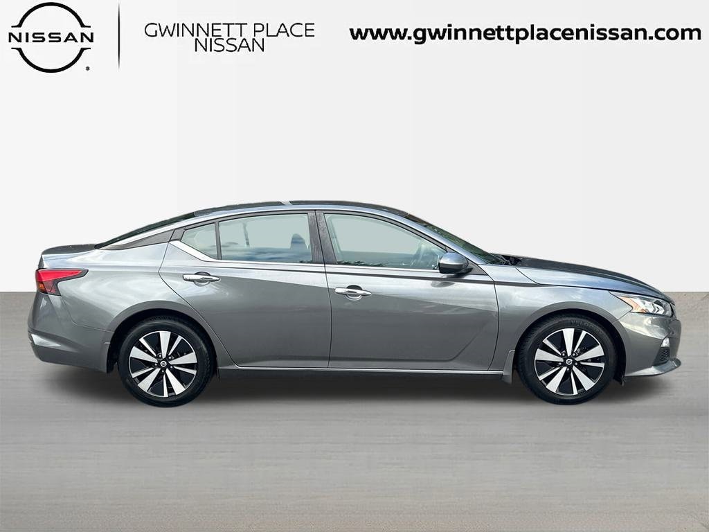 Used 2022 Nissan Altima 2.5 SV Sedan