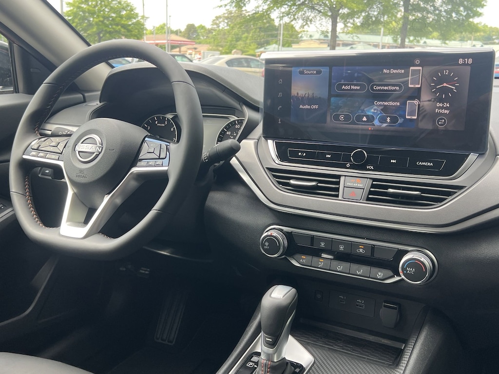 New 2026 Nissan Altima SR Sedan