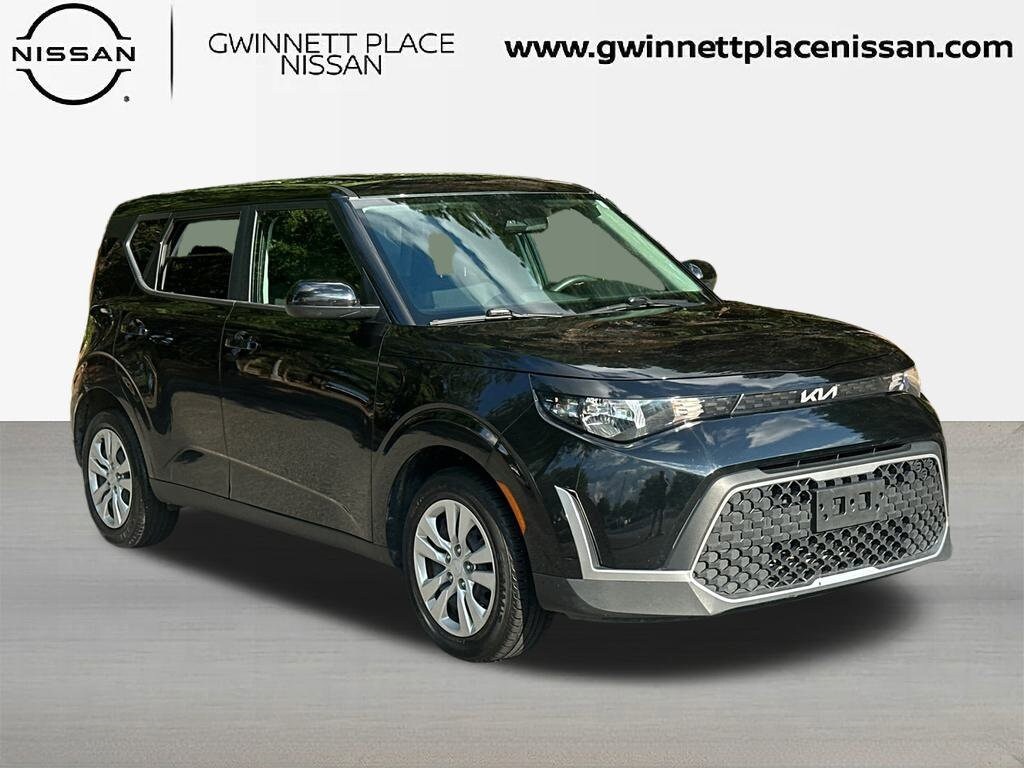 2023 Kia Soul LX photo 3