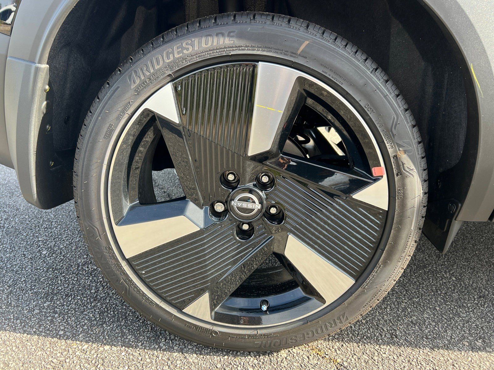 2026 Nissan KICKS SR - Photo 17