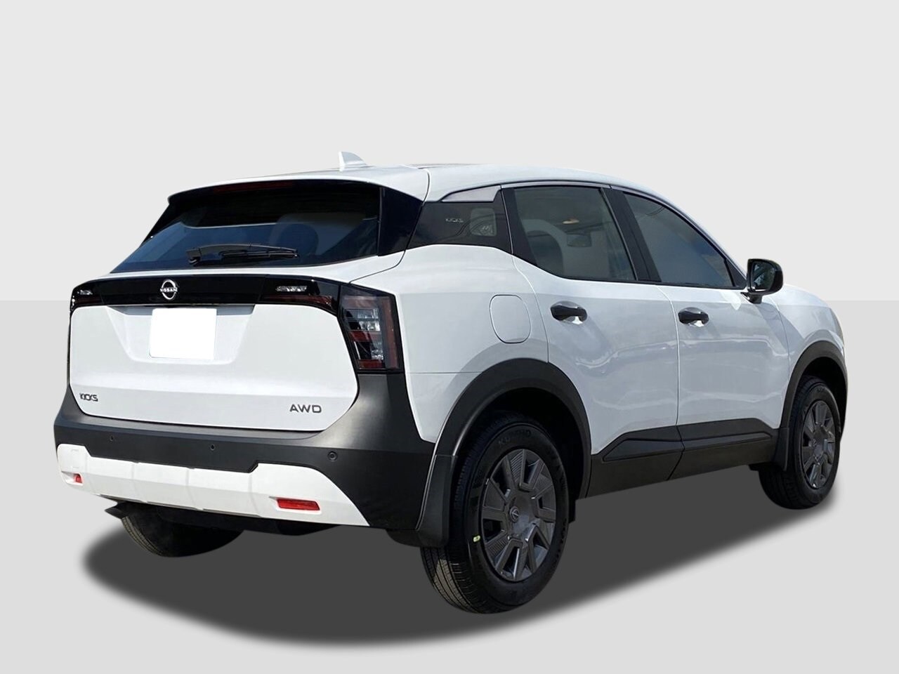 2025 Nissan Kicks S photo 4