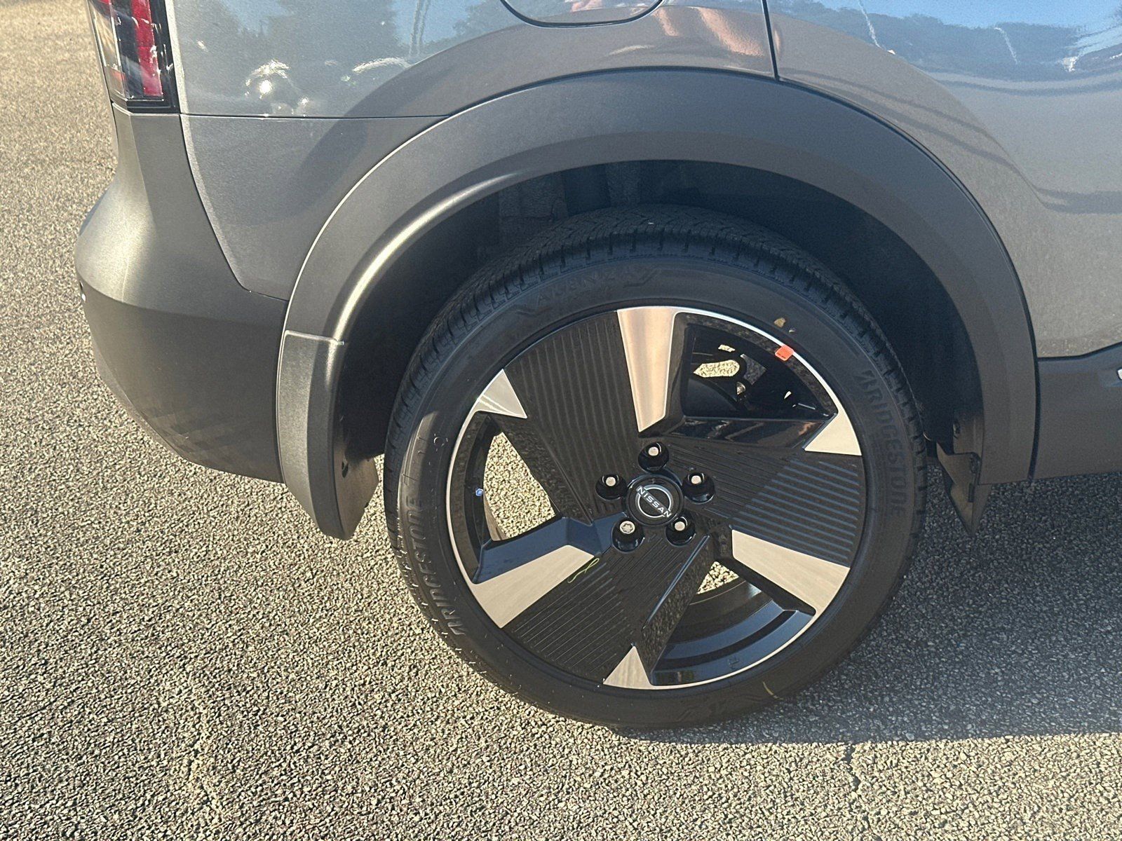 2026 Nissan KICKS SR - Photo 17