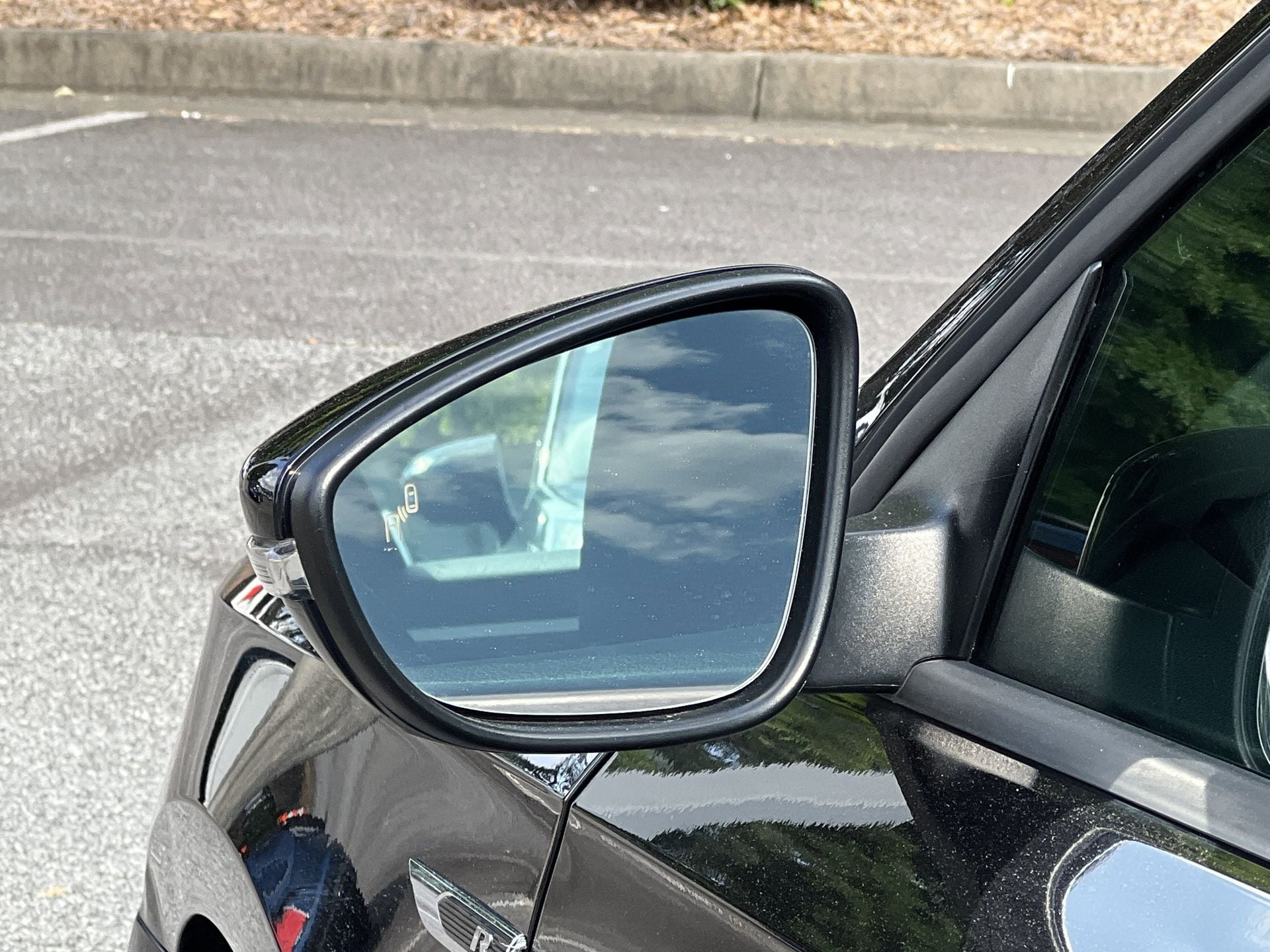2018 Volkswagen Passat R-Line - Photo 28