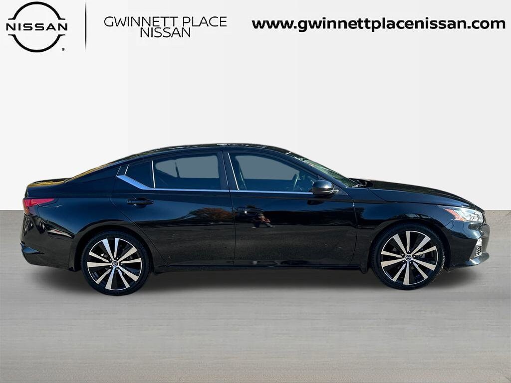 2022 Nissan Altima 2.5 SR photo 4
