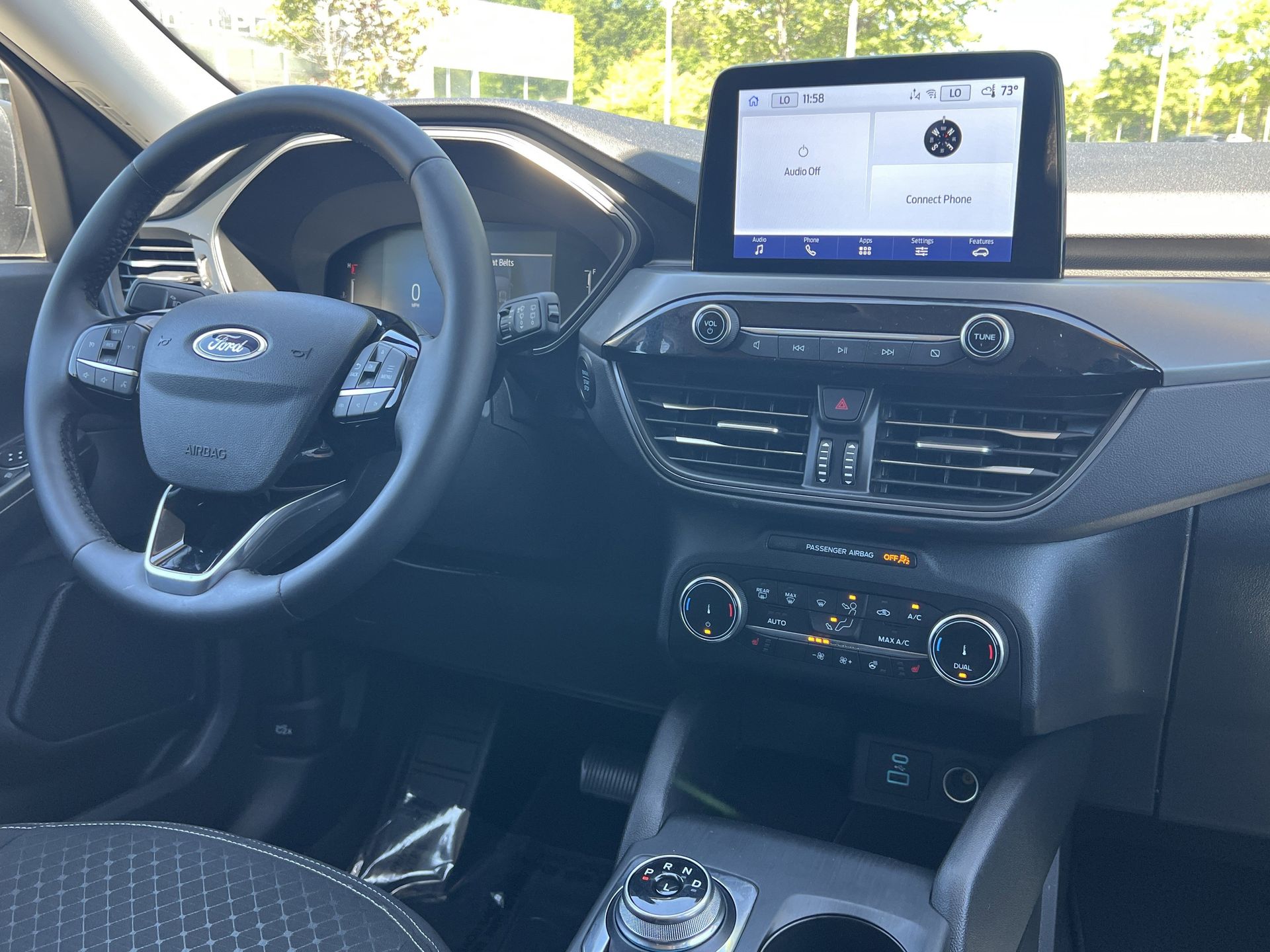 View vehicle photo 3