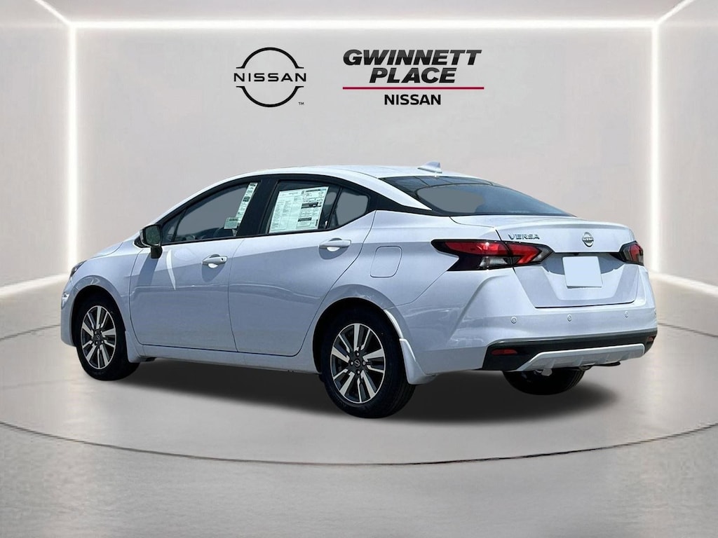 New 2025 Nissan Versa 1.6 SV Sedan