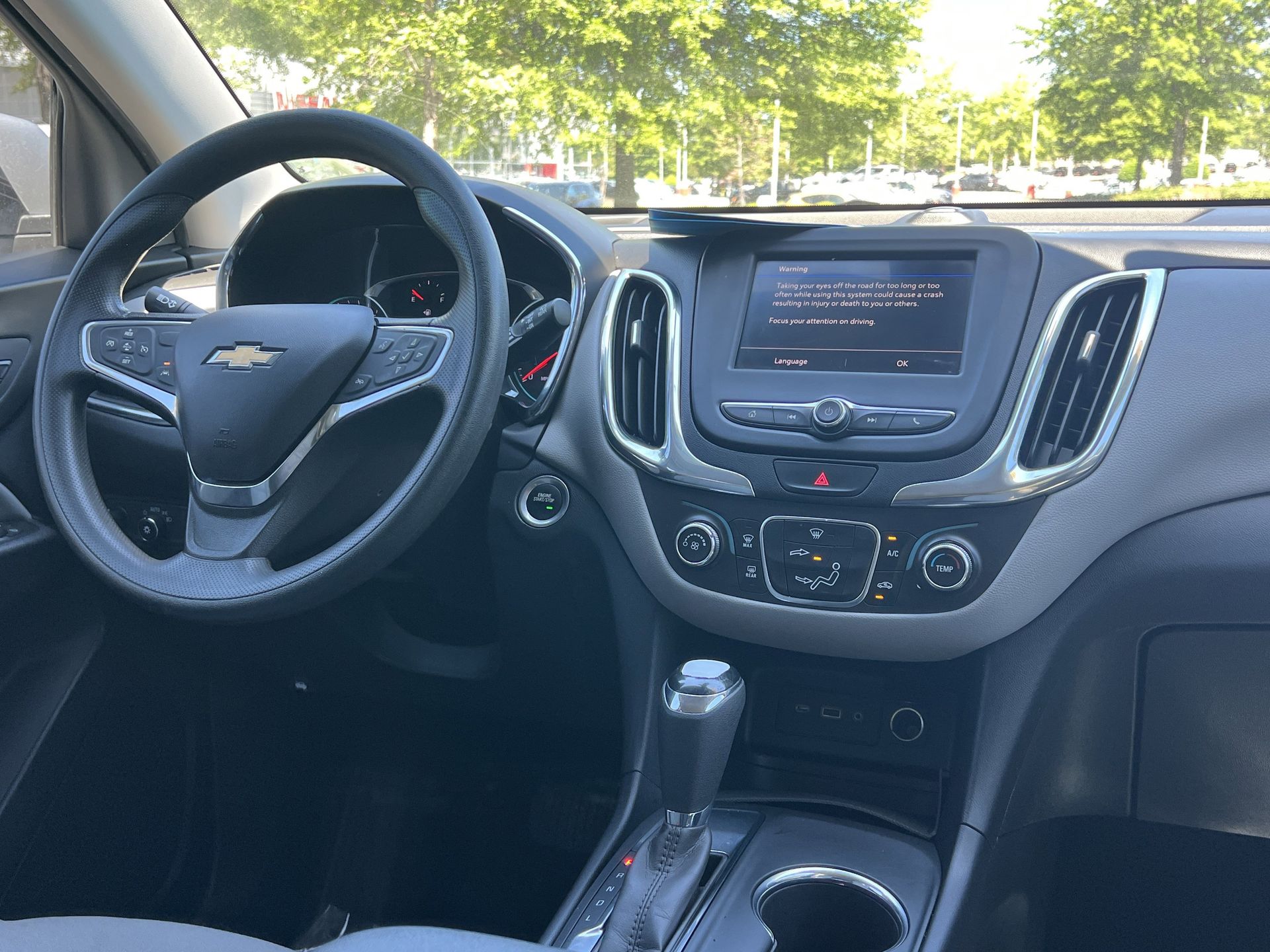 View vehicle photo 3