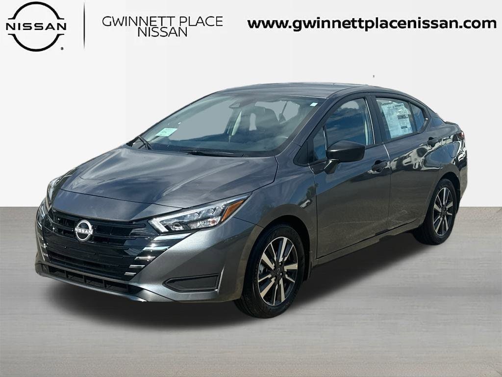2025 Nissan Versa S's photo