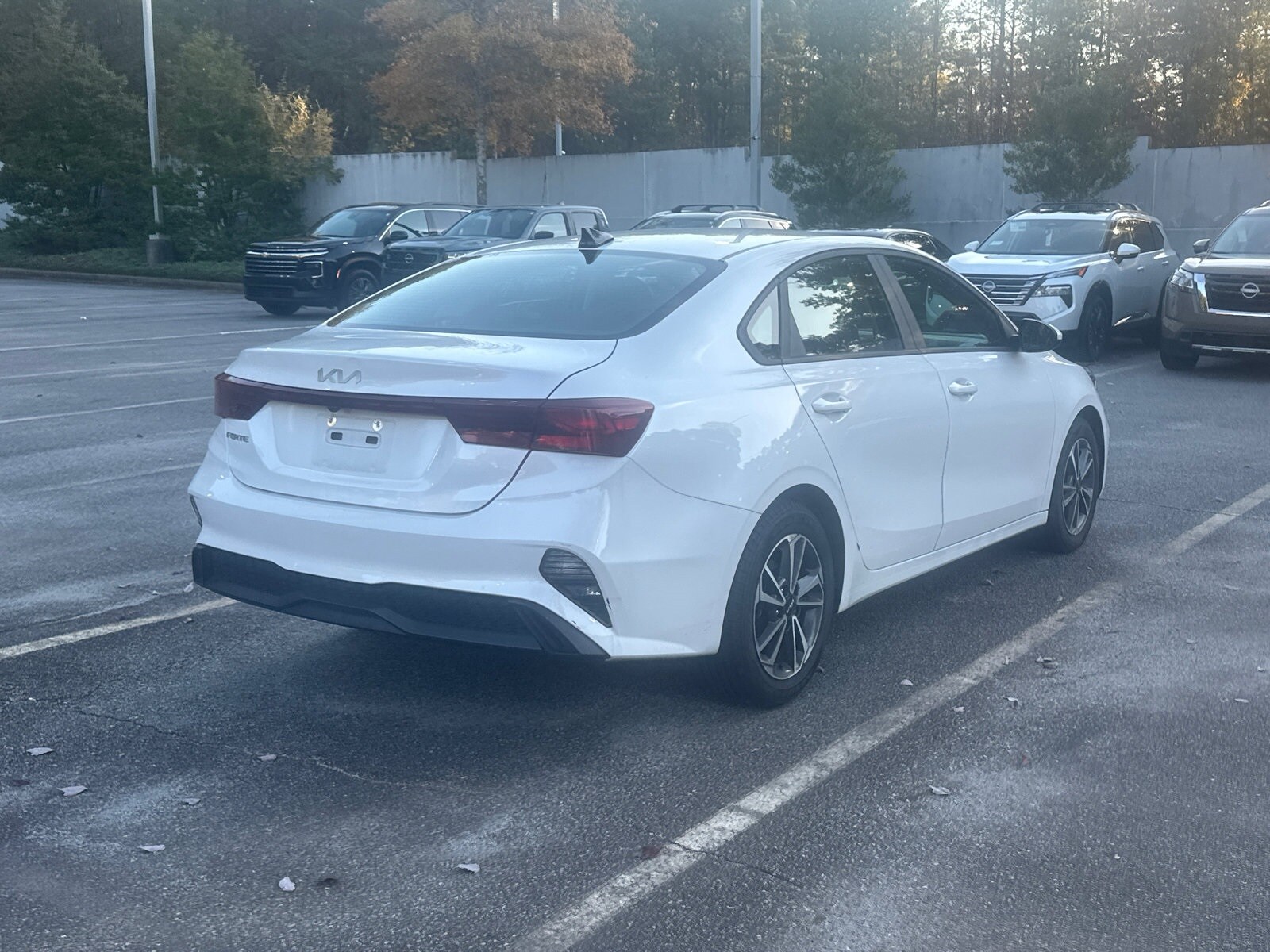 2023 Kia Forte LXS photo 3