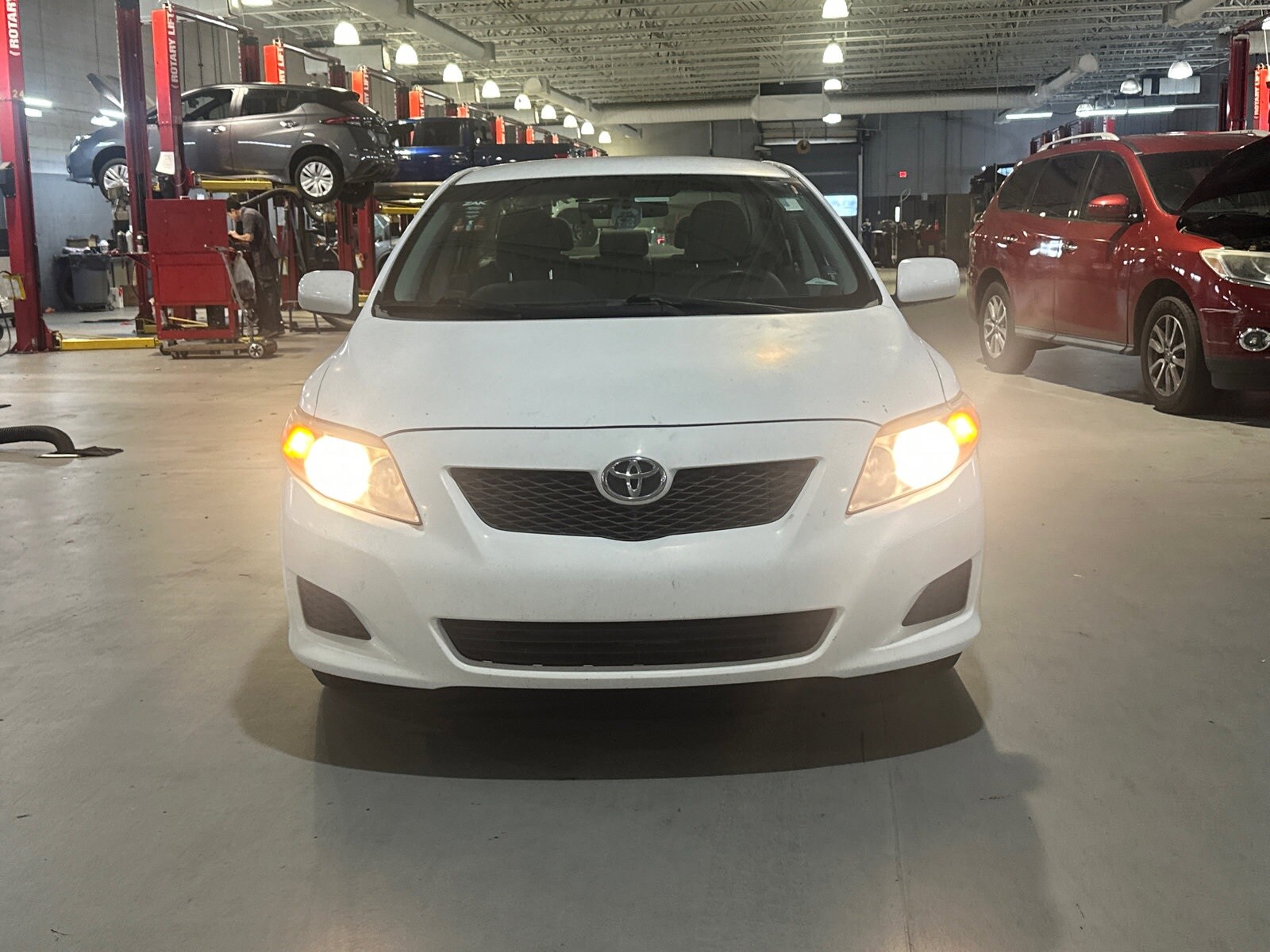 2010 Toyota Corolla photo 2