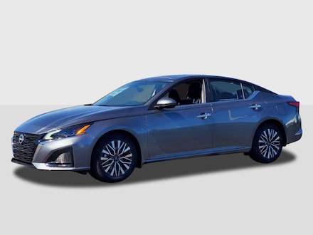 2025 Nissan Altima SV Sedan