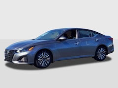 2025 Nissan Altima SV Sedan