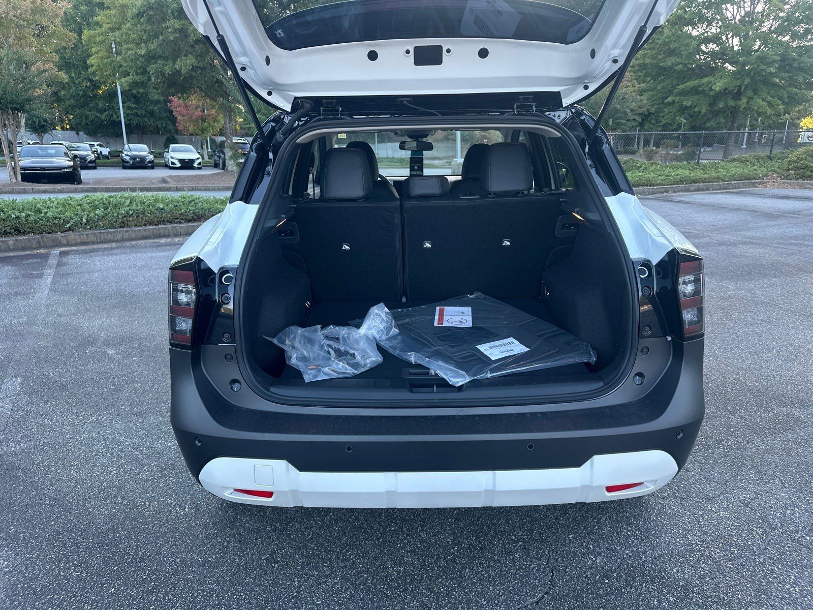 2026 Nissan KICKS SR - Photo 18