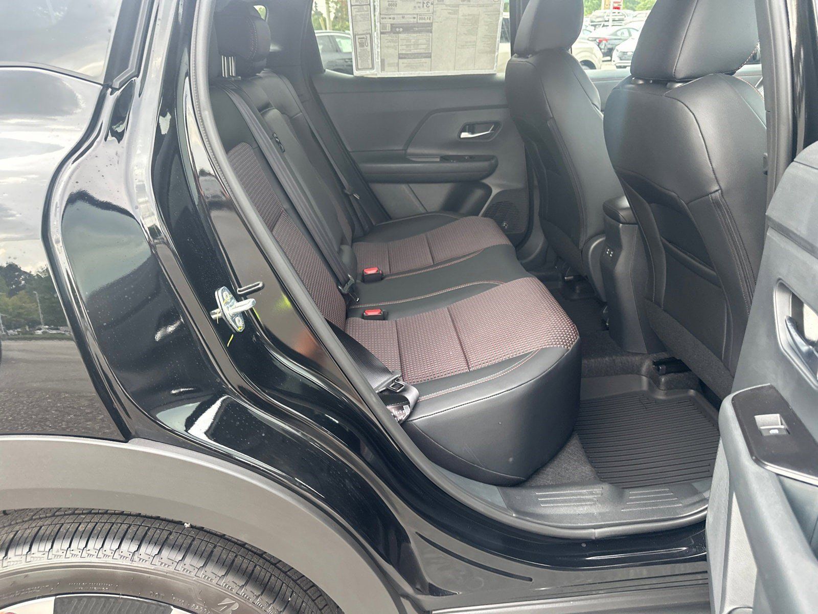 2026 Nissan KICKS SR - Photo 15