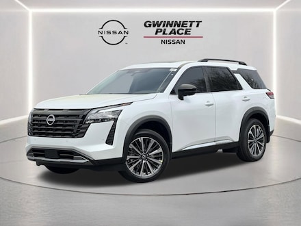 2026 Nissan Pathfinder Platinum SUV