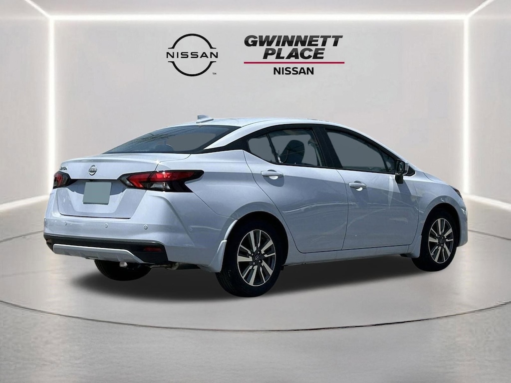 New 2025 Nissan Versa 1.6 SV Sedan