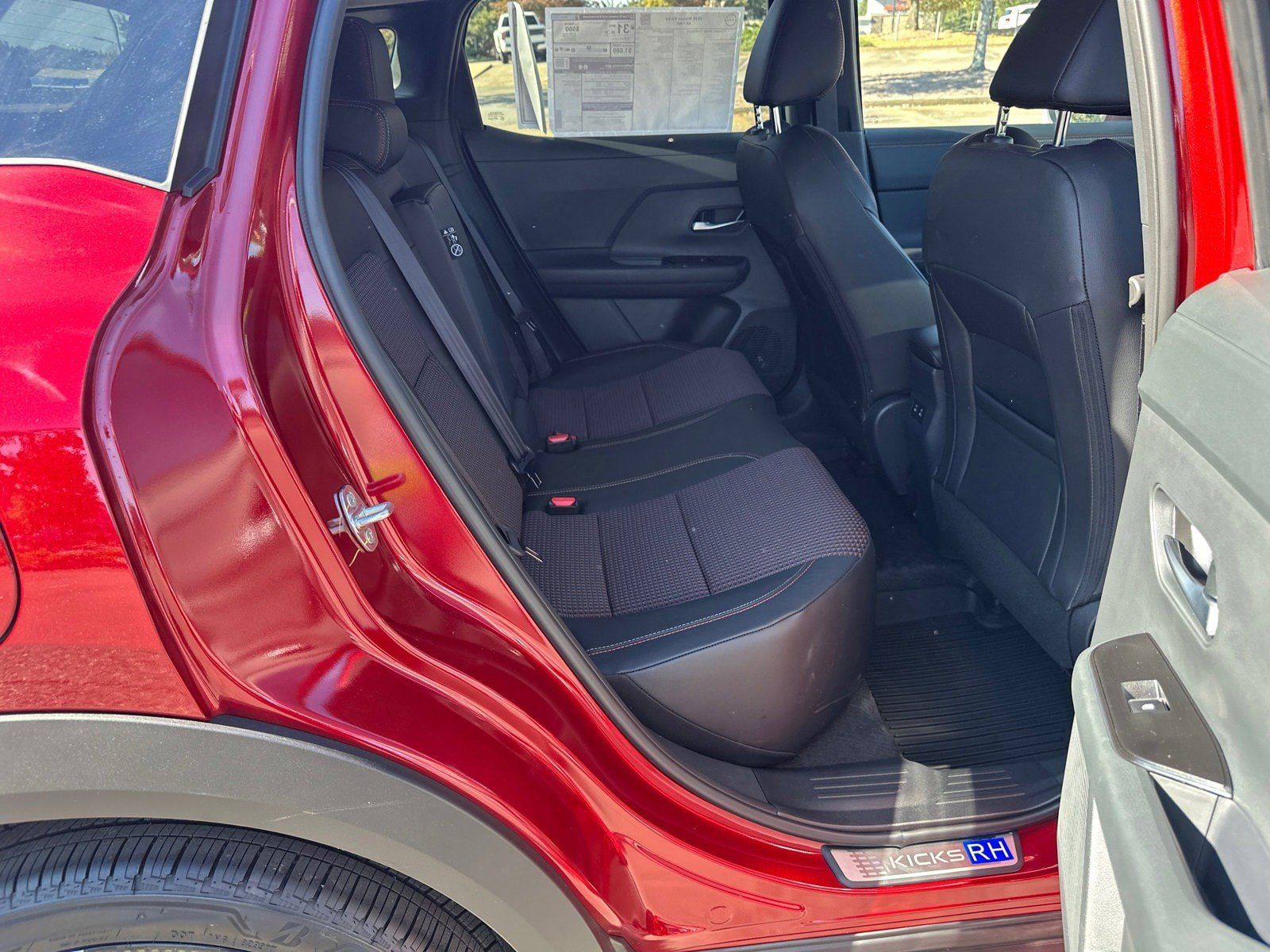 2026 Nissan KICKS SR - Photo 15