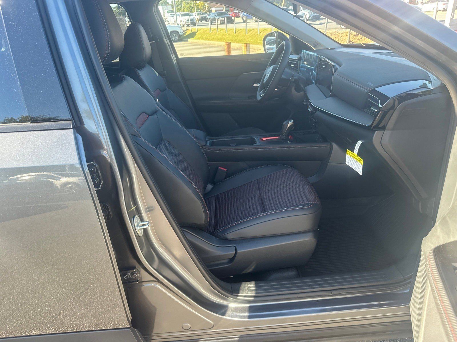 2026 Nissan KICKS SR - Photo 13