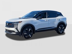 2026 Nissan Kicks SR SUV