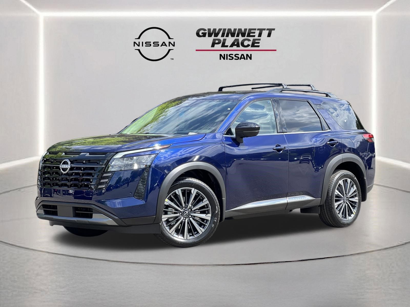 2026 Nissan Pathfinder Platinum 4WD's photo