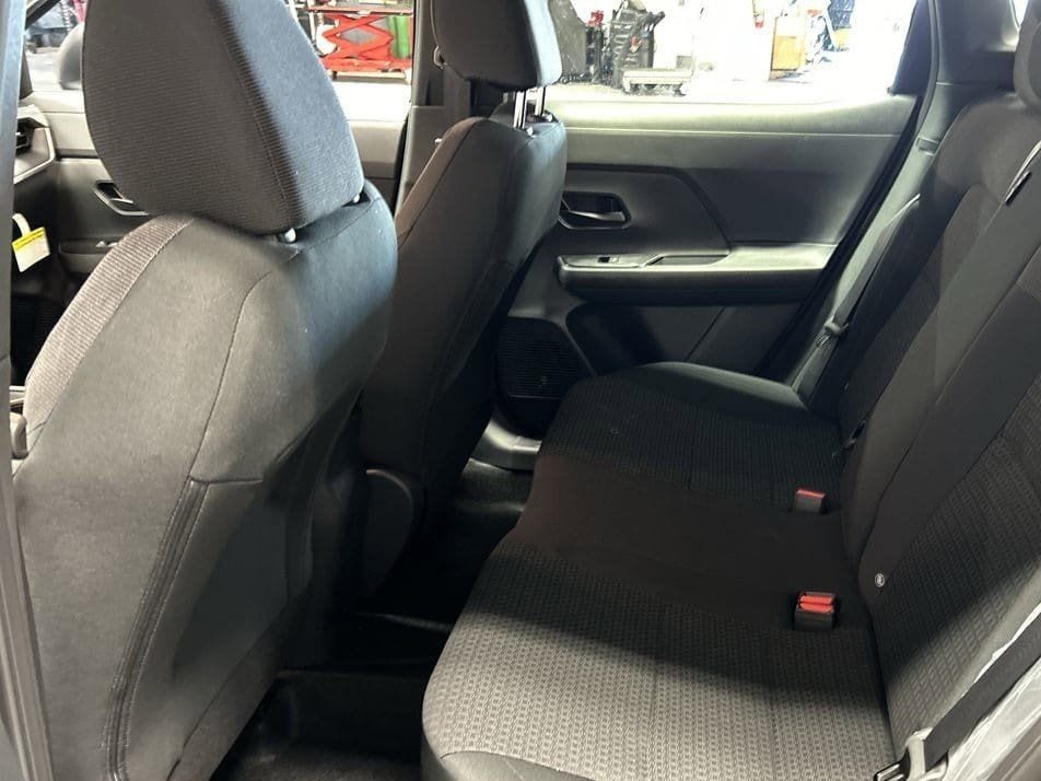 2025 Nissan Kicks S - Photo 17