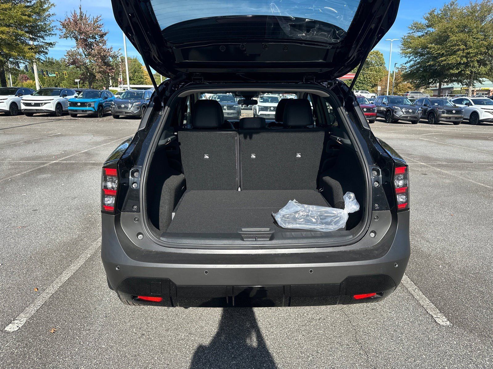 2026 Nissan KICKS SR - Photo 18