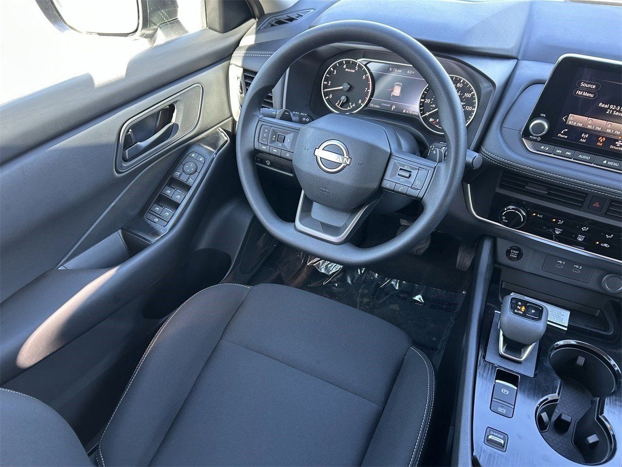 2026 Nissan Rogue S - Photo 18