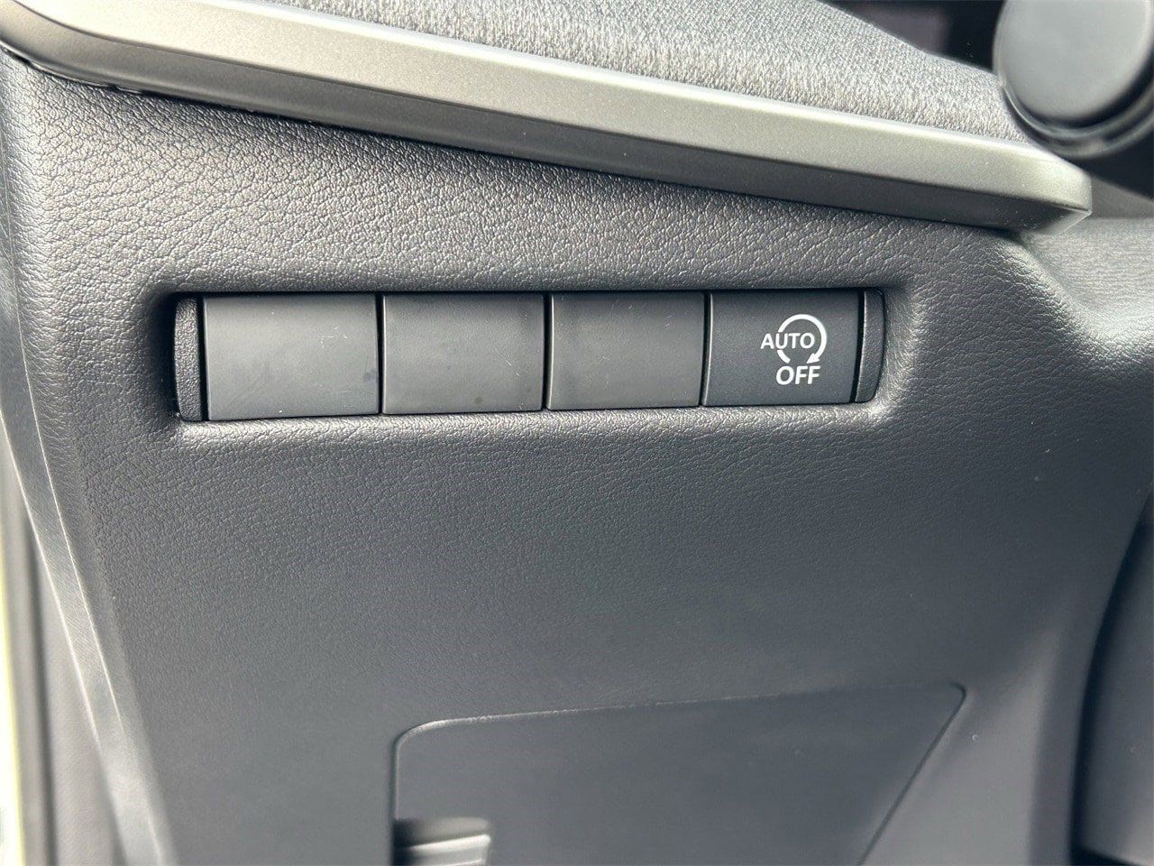2026 Nissan KICKS SV - Photo 31