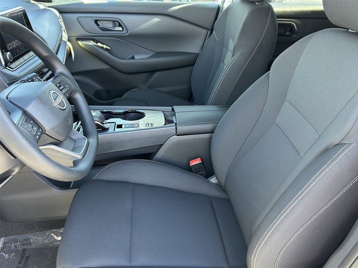 2026 Nissan Rogue S - Photo 30